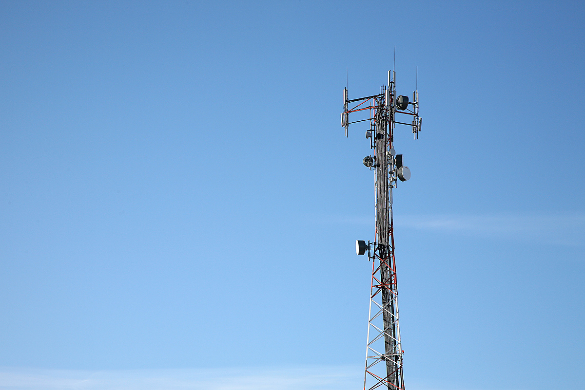 Bill to address rural cellular service heads to governor