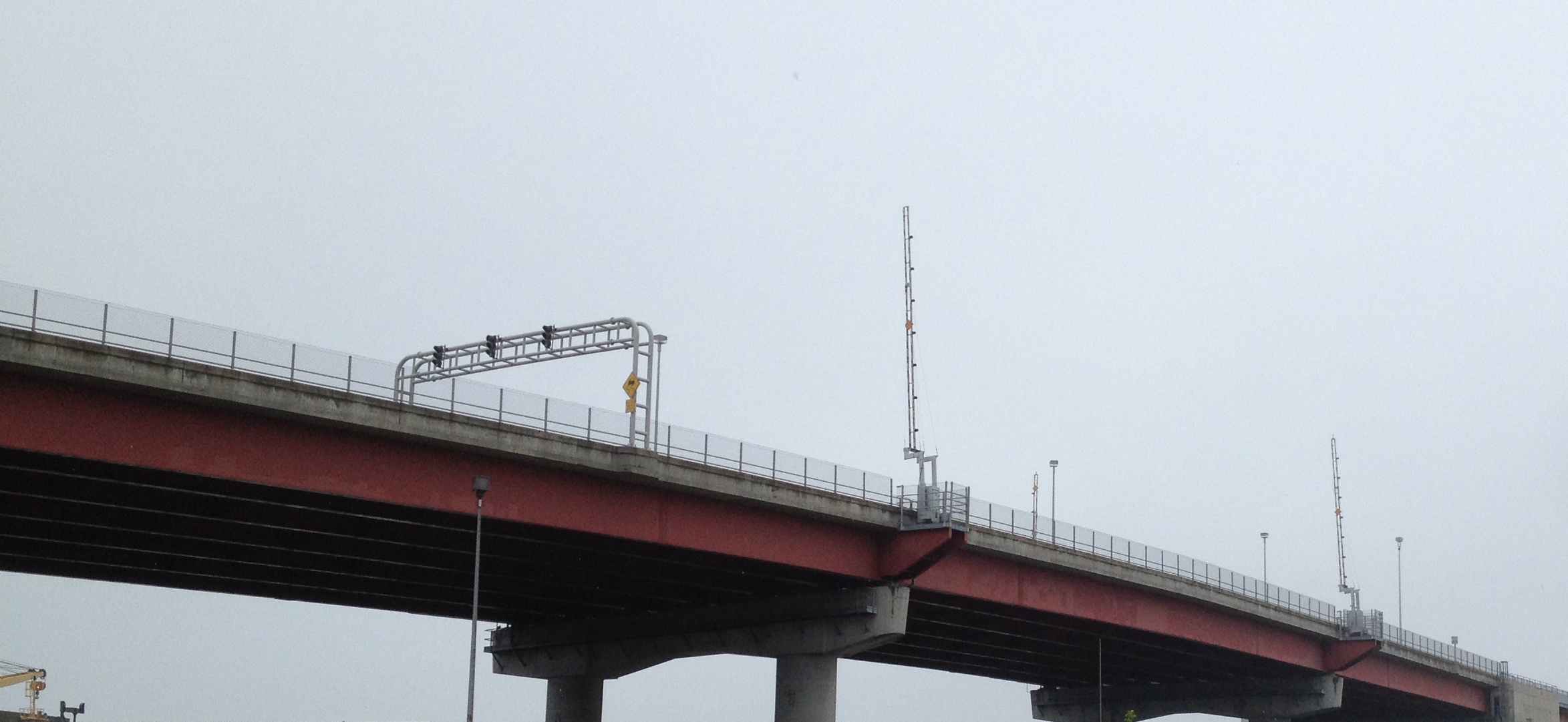 Casco Bay Bridge Closed, Police Say Possible Gas Leak
