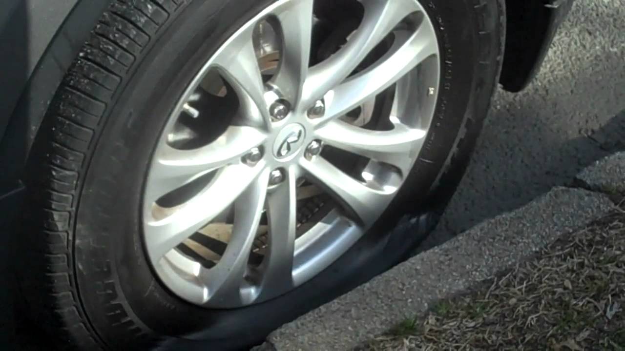 Biddeford Trash Truck Breakdown on I-95 Leads to Numerous Flat Tires
