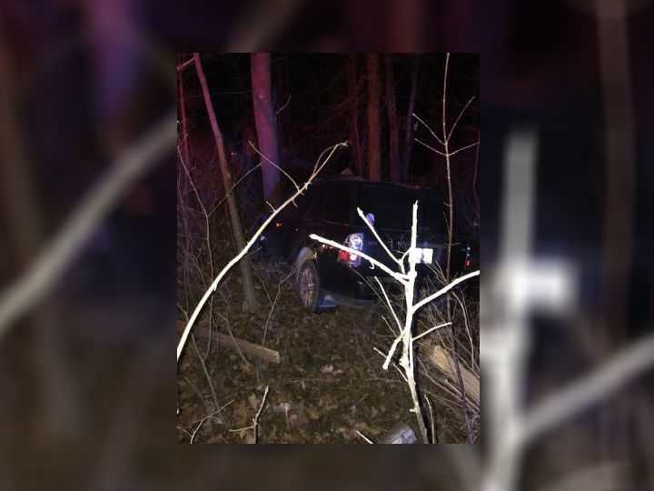 Two Drivers Suffer Minor Injuries After Two Separate Crashes in Arundel