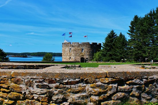 Archaeologists Dig For British Colonial Artifacts In Maine