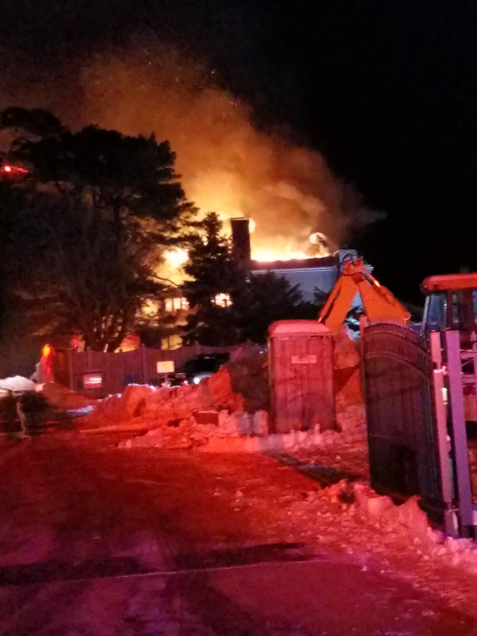 Early Morning Fire Closes Roads in Saco
