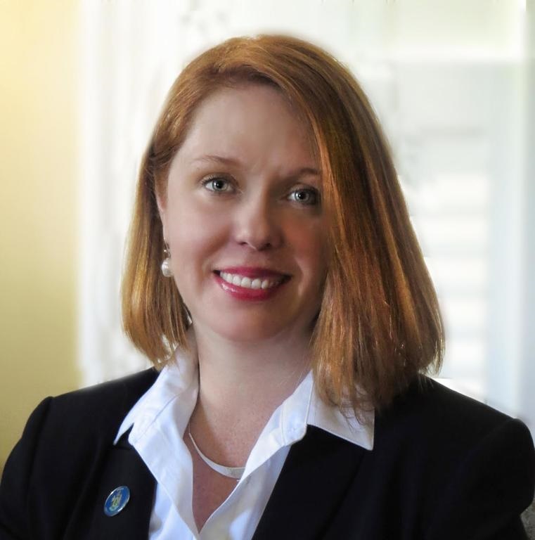 Lawmaker Resigns, Heads to Telecommunications Company