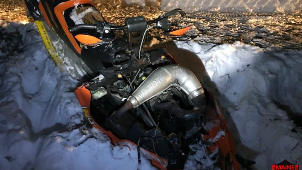 Man Dies in Maine Snowmobile Crash Man Dies in Maine Snowmobile Crash