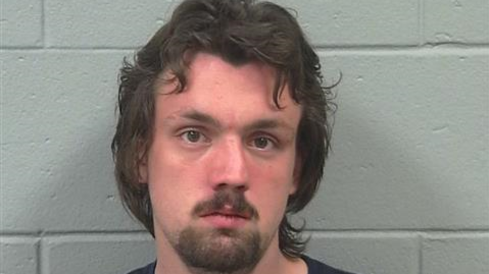 Man gets life in prison for setting truck on fire, killing 2