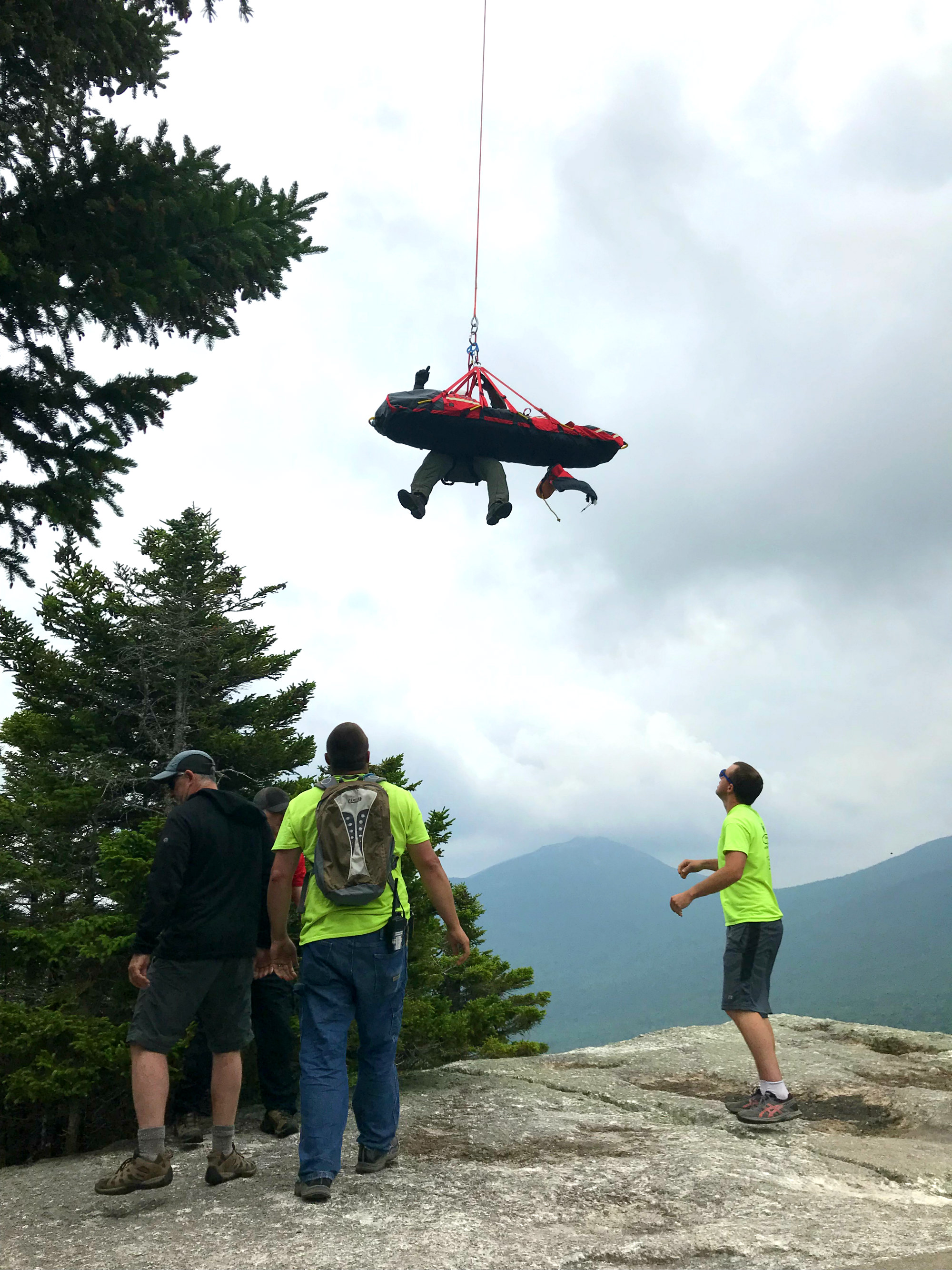 Maine woman rescued after fall in state park