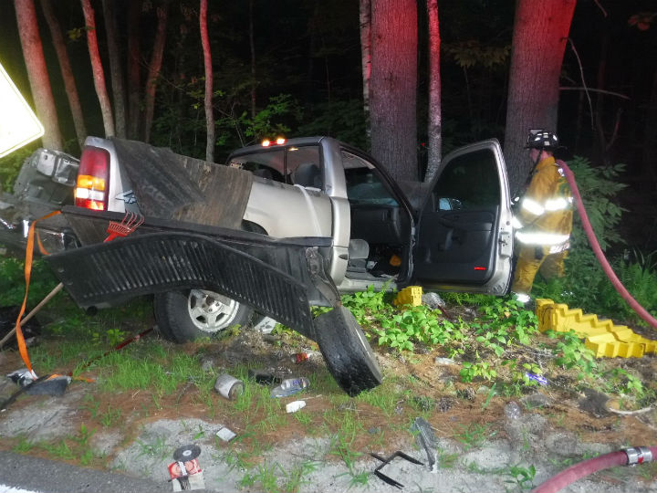 One killed in Raymond crash