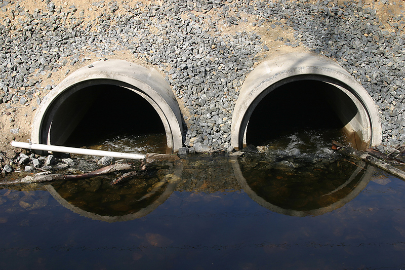 Fences erected as work continues on Portland sewer project
