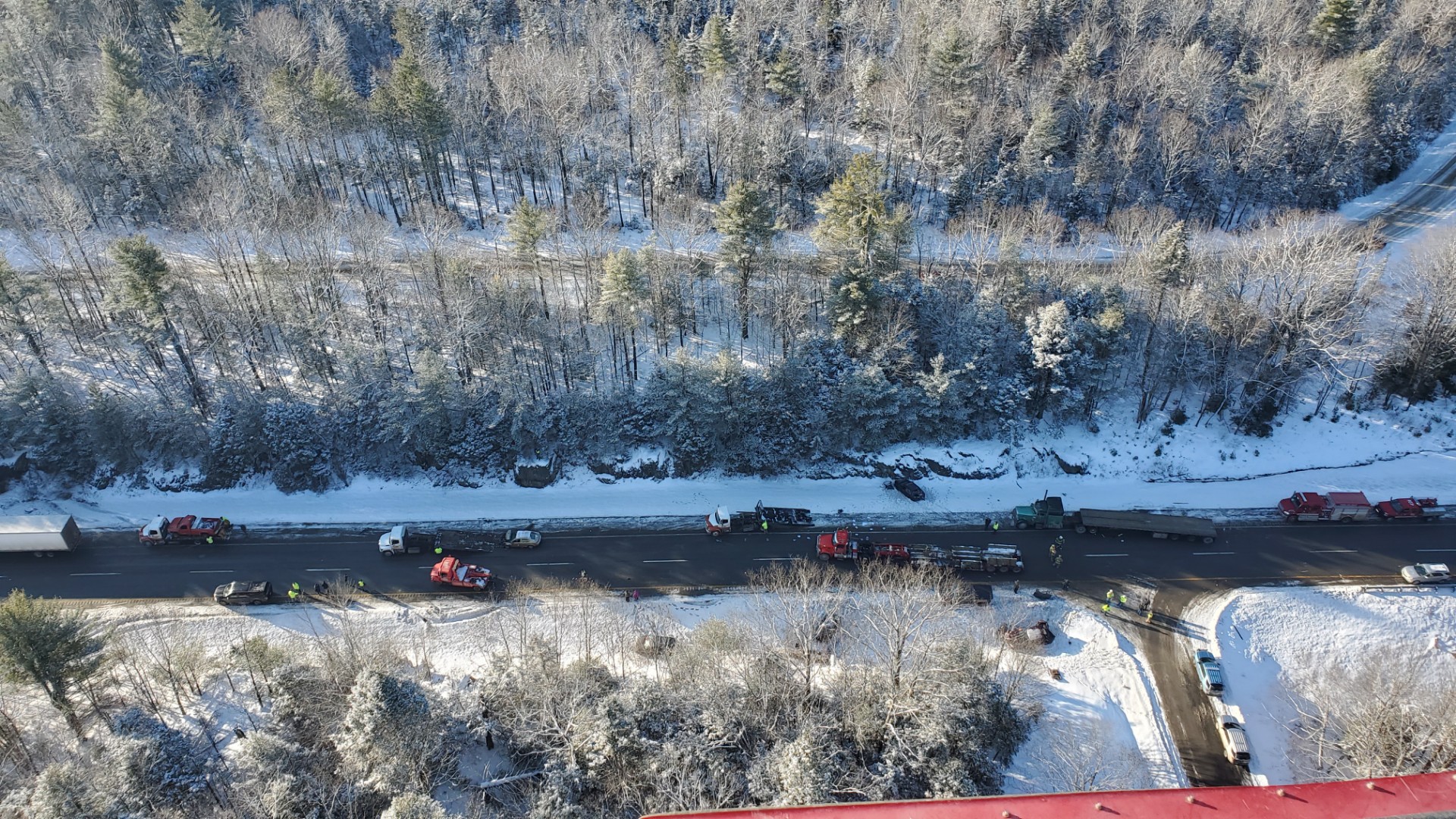 30 vehicles involved in Interstate 95 pile-up in Carmel, police say