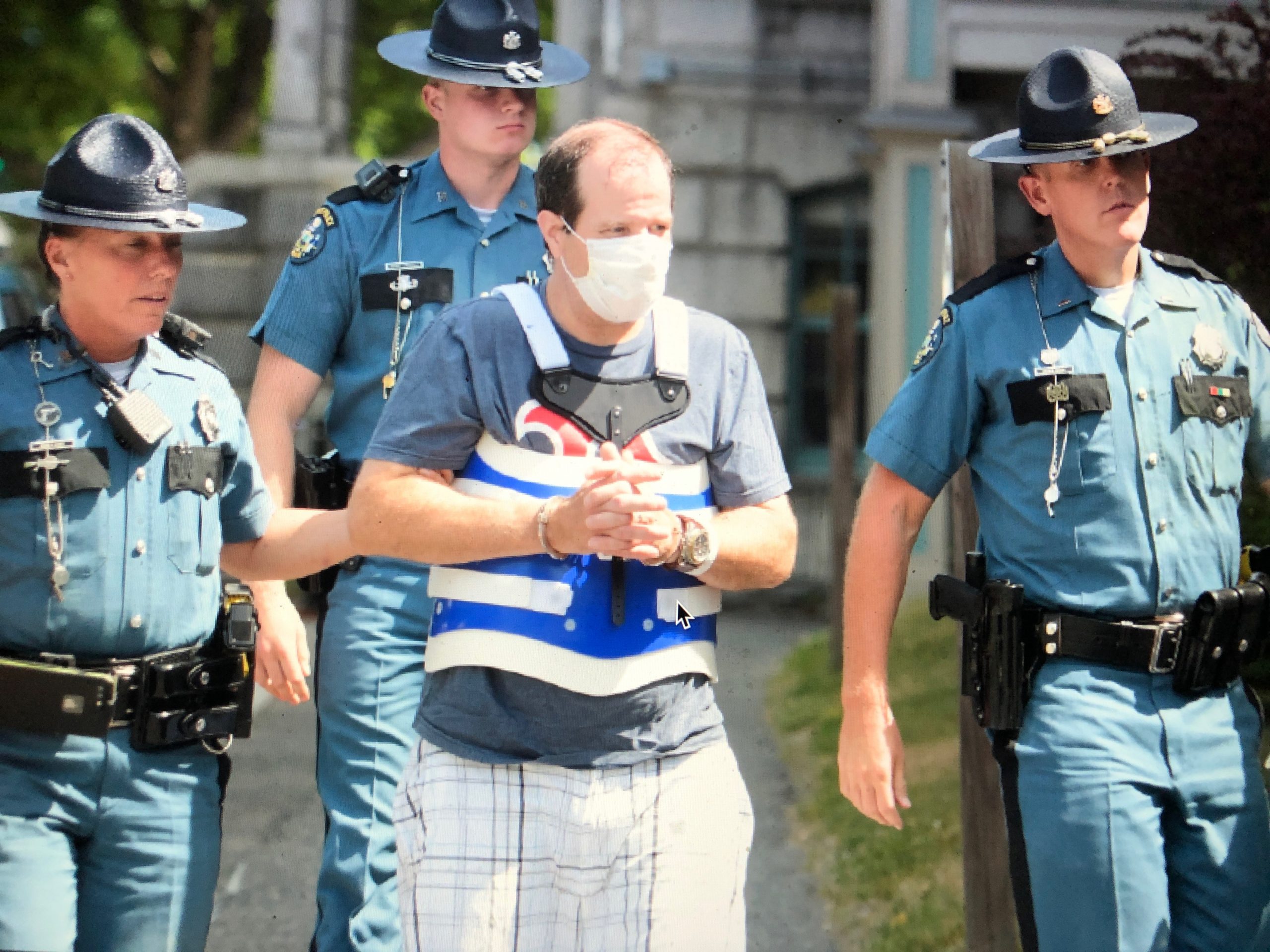 Caribou man charged with leading police on chase, striking state trooper