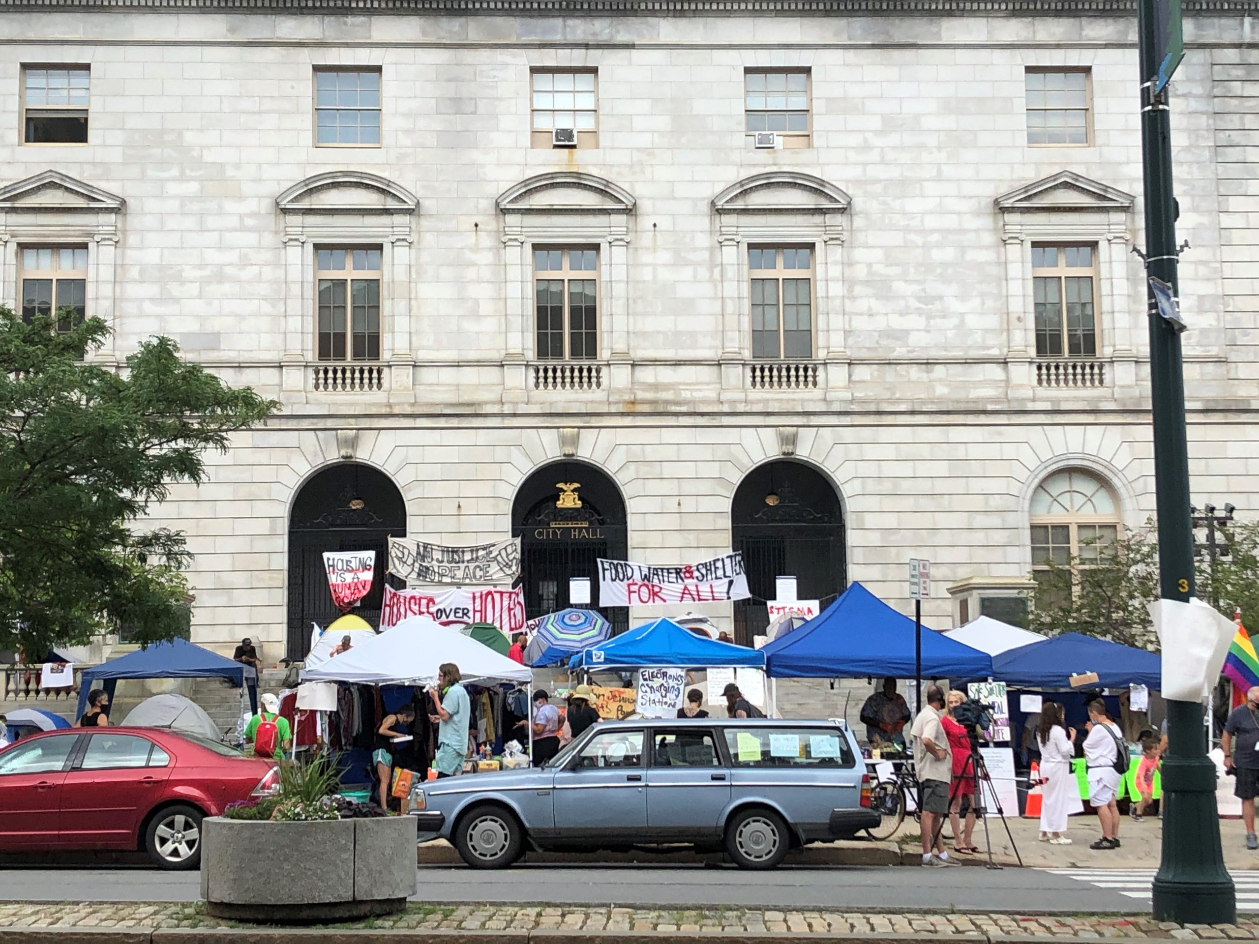 Portland homeless advocates disappointed with lack of response