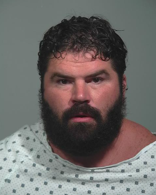 Portland police officer injured while taking suspect into custody