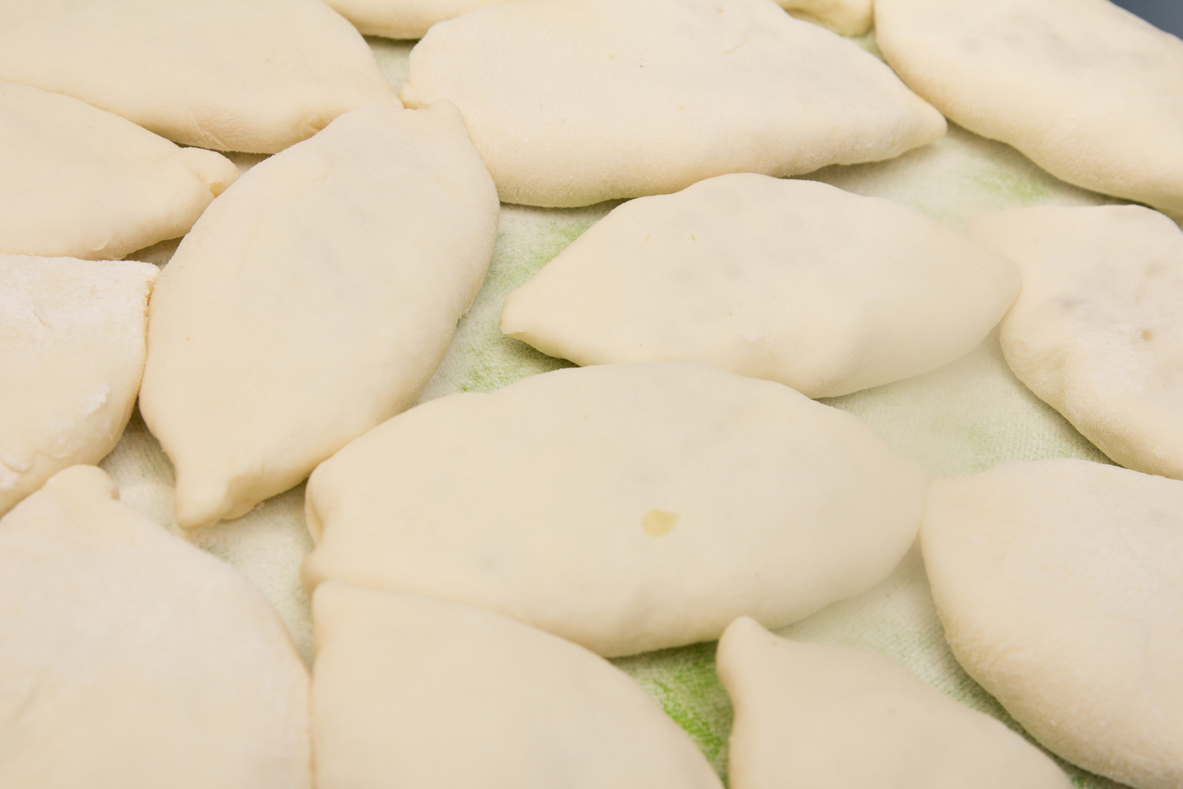 Police identify mystery man hiding razor blades in pizza dough