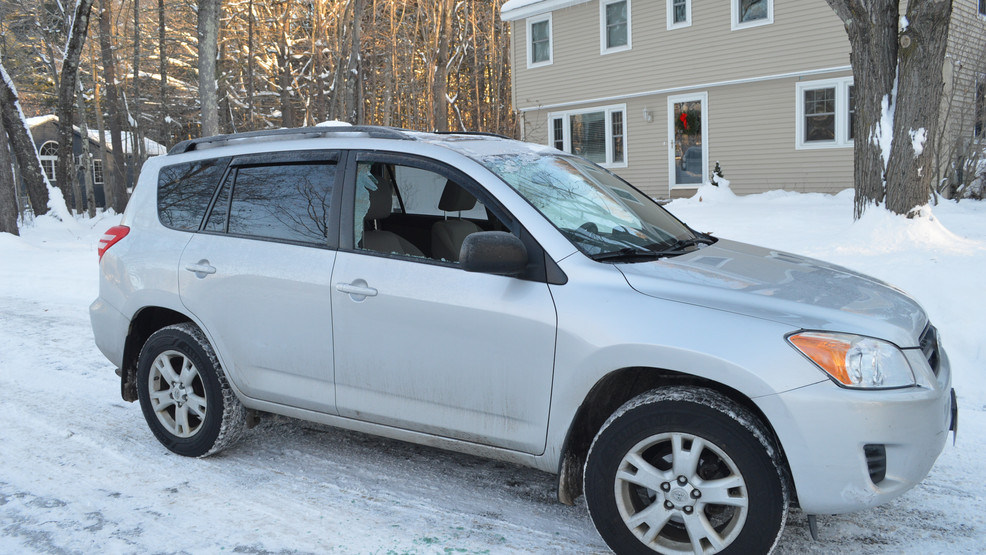 More than a dozen vehicles burglarized in Gray