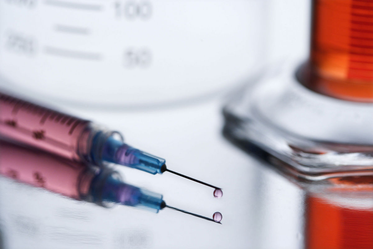 US advisers endorse single-shot COVID-19 vaccine from J&J