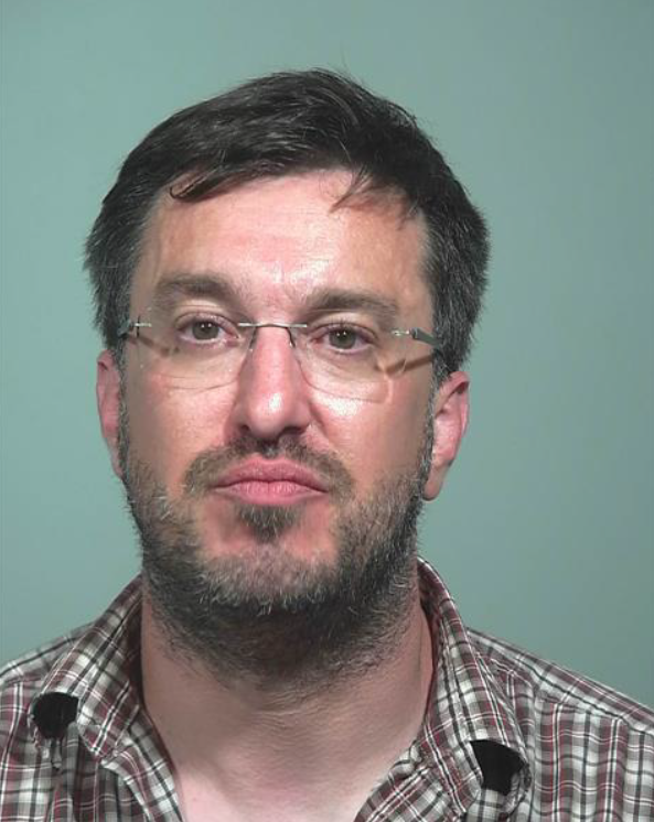 Portland man accused of threatening group of bystanders with a shotgun