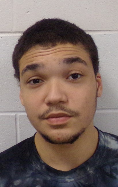 Suspect accused in parking lot robbery at Saco bank faces charges