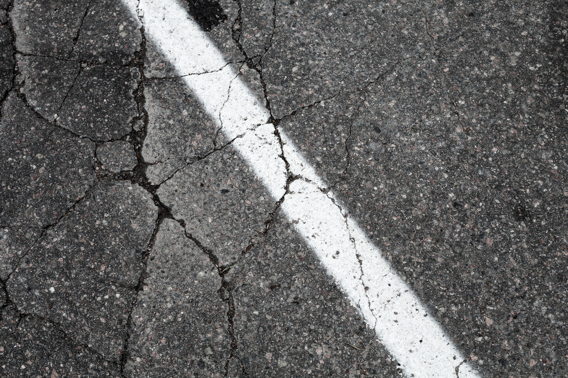 Sinkhole in Searsport causes truck to get stuck