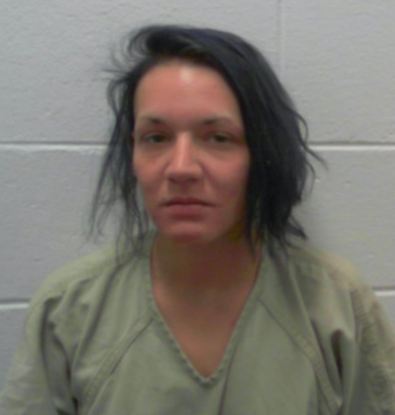 Maine woman charged with setting fire at Auburn pharmacy
