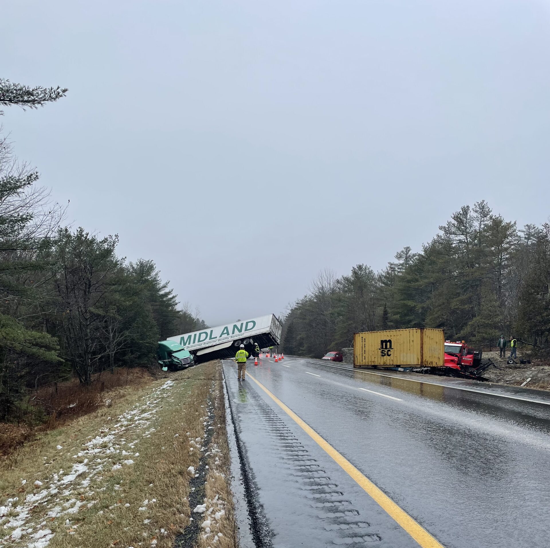 Icy conditions blamed for multiple interstate crashes near Etna