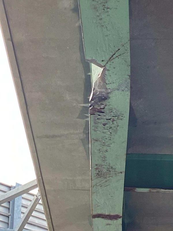 I-295 overpass struck by excavator in Brunswick