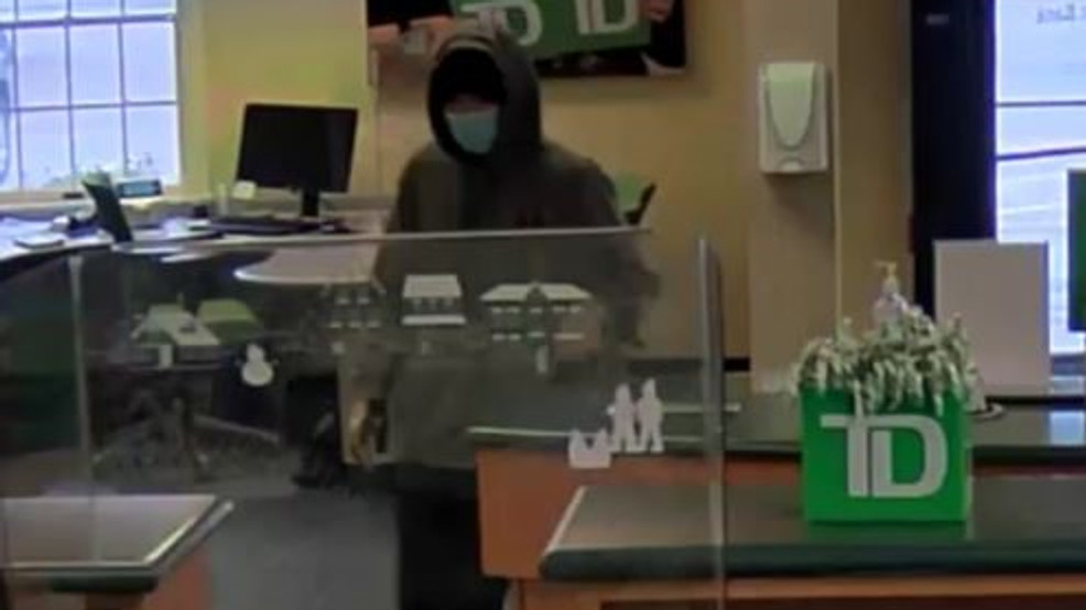 Police ask for public’s help locating Yarmouth bank robbery suspect