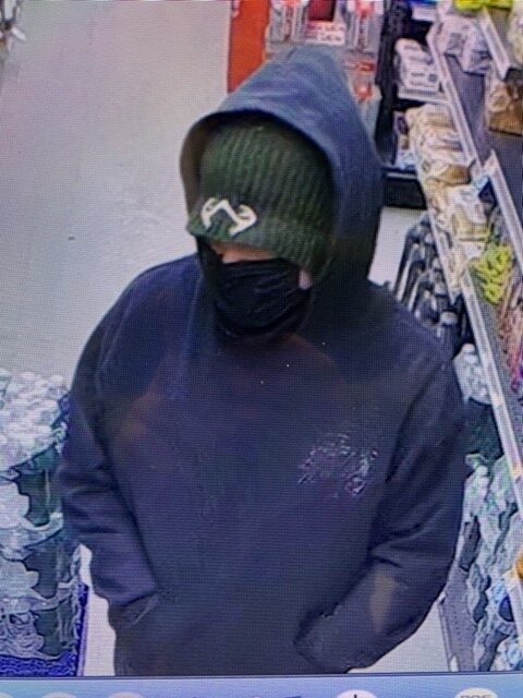Police seek suspect in Waldo County grocery store robbery