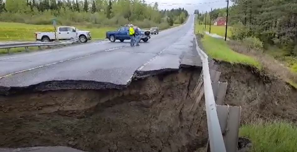Flash flooding knocks out section of Route 1 in Aroostook County