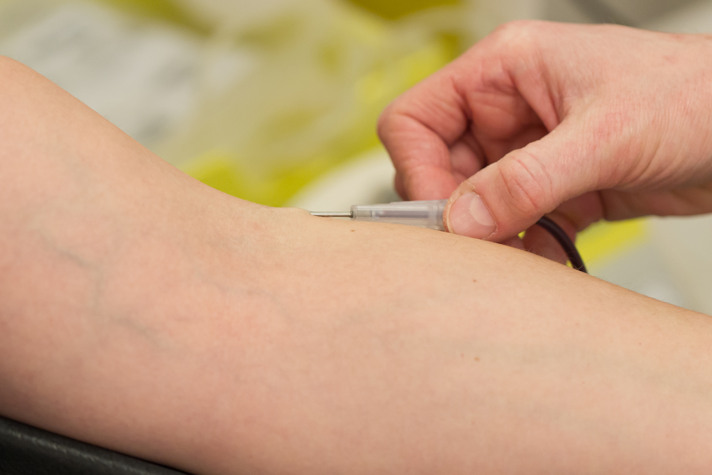 Red Cross seeks blood donations before holidays