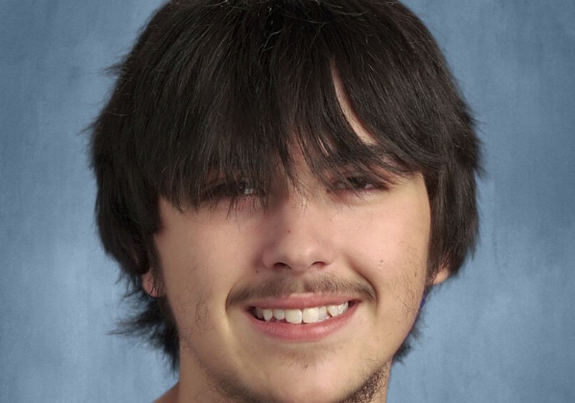 Police search for missing 16-year-old from Paris, Maine