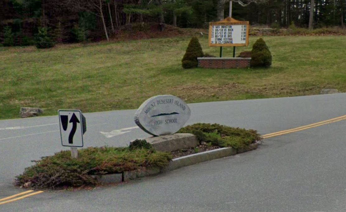 Juvenile identified as suspect after threat leads to lockdown, evacuation at Maine school