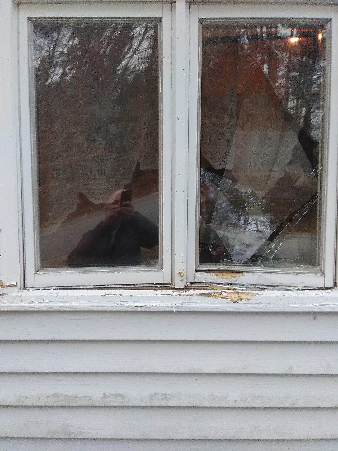 Long standoff ends in arrest of 66-year-old man in Cornish