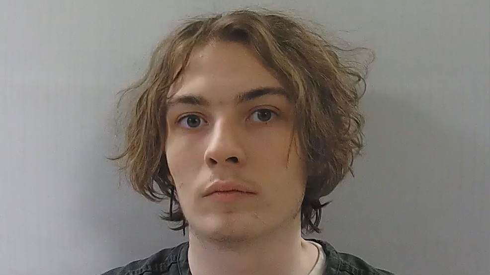 Suspect in Winslow stabbing pleads not guilty