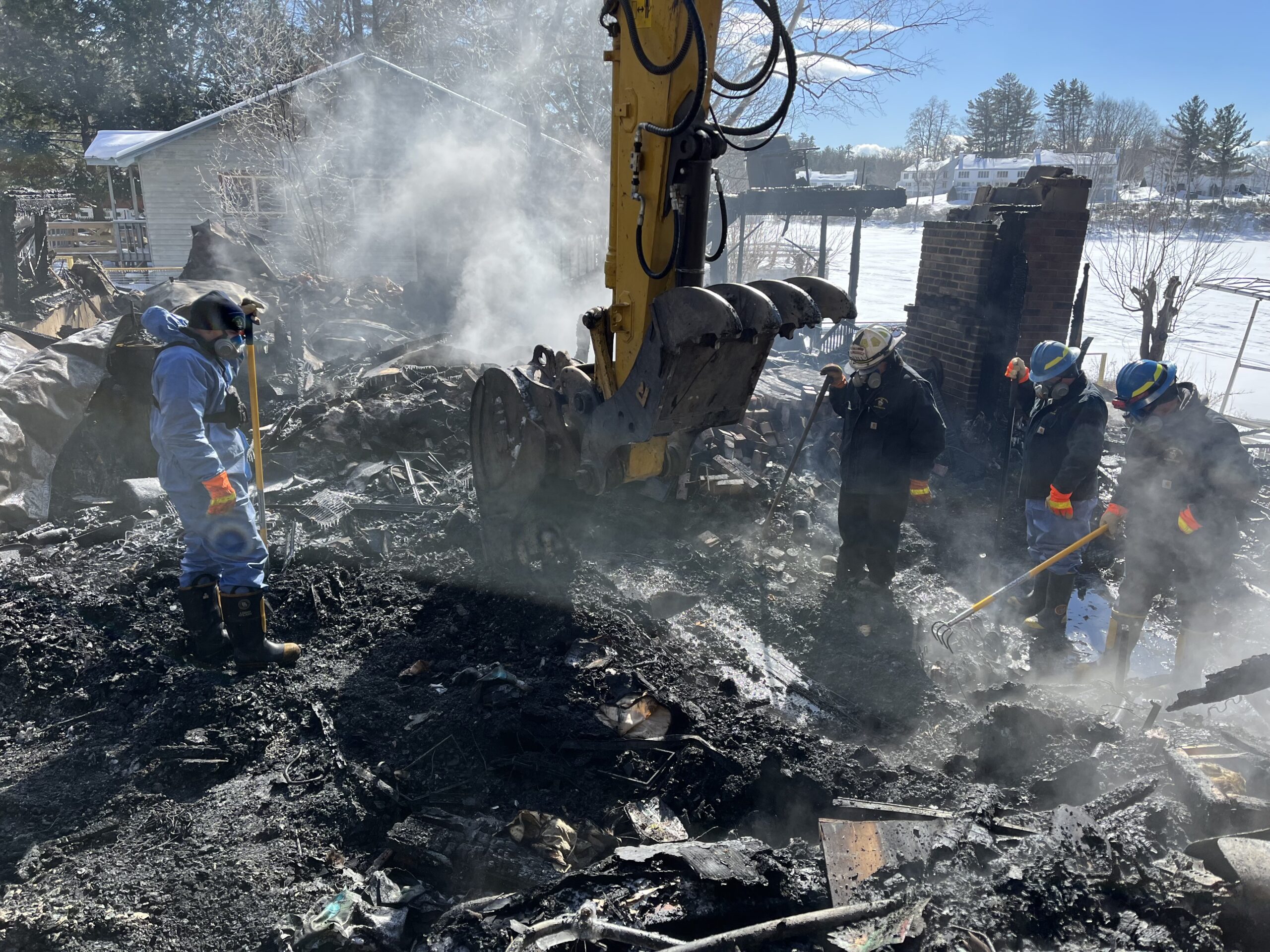Investigators identify victim in fatal Naples fire