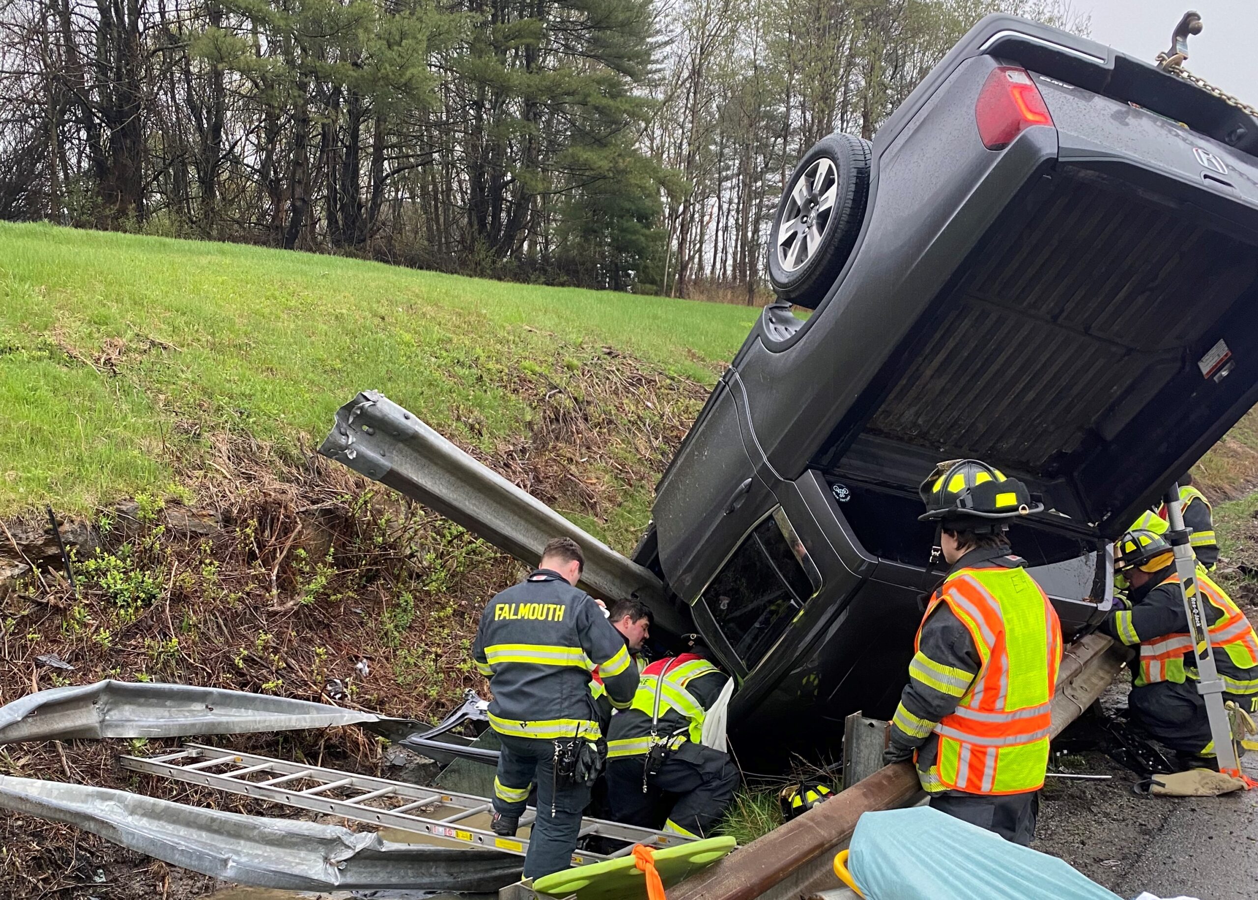 Distracted driver dies after Maine Turnpike Crash, police say