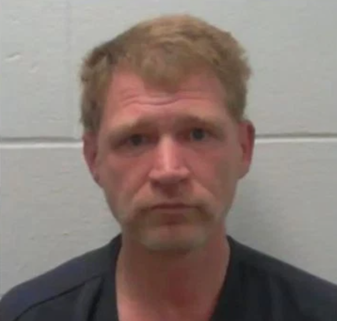 Lewiston man sentenced for sending racist death threats