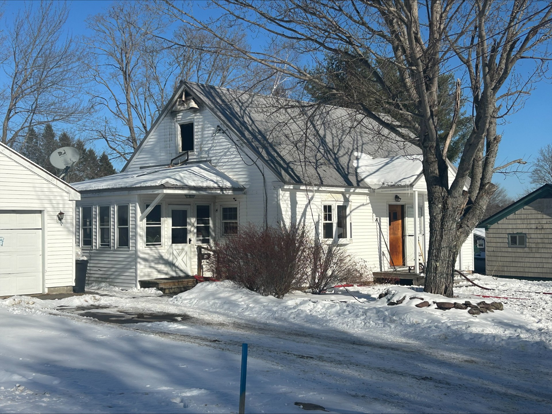 One Dead from House Fire in East Millinocket