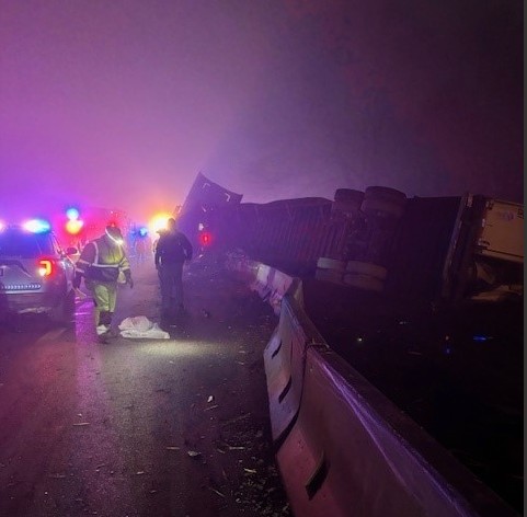 I-295 Semi Rollover Crash in Yarmouth Closes Lane of Traffic