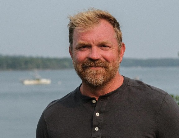 Oysterman Raises $1 Million in 9 Days for Democratic Senate Run