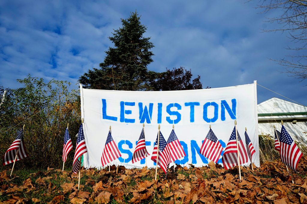 Maine Ballot Questions Reflect National Political Issues