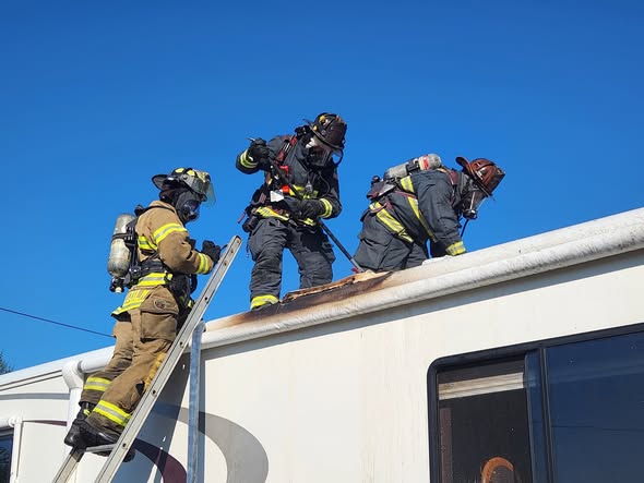 Refrigerator Malfunction Triggers RV Fire at Downeast Campground Refrigerator Malfunction Triggers RV Fire at Downeast Campground